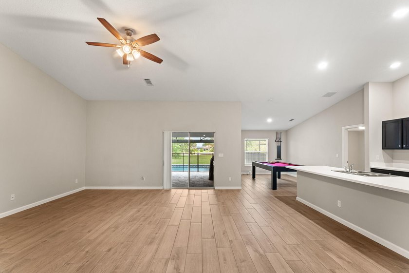Newer construction without the wait! This 2022 build is move in - photo 5