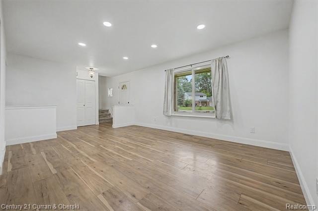 Welcome home to this beautiful 4 bedroom, 1.5 bathroom, 2-story - photo 7
