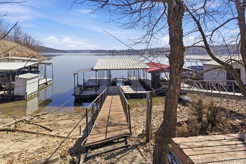 Affordable lake life near Big Dick's and Station 46 Marina with - photo 28