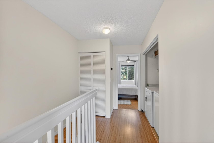 Updated and impeccable end unit townhouse in the highly sought - photo 33