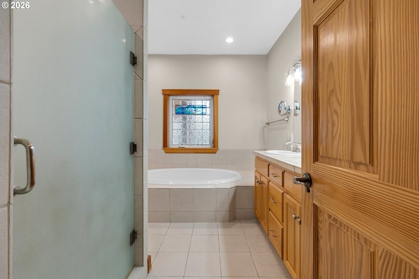 This incredible residence sits on an extremely private 1.67 acre - photo 20