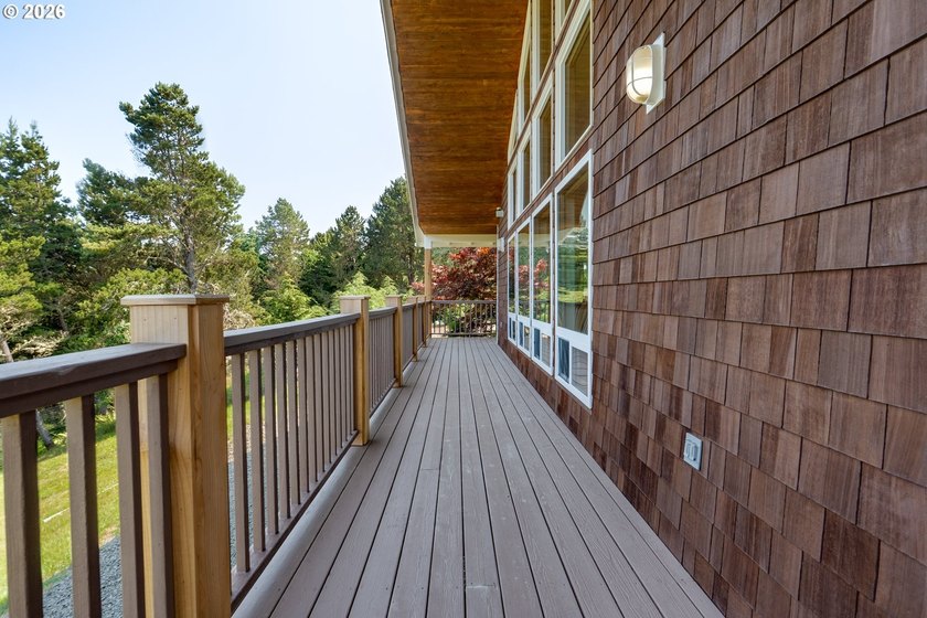 This incredible residence sits on an extremely private 1.67 acre - photo 32