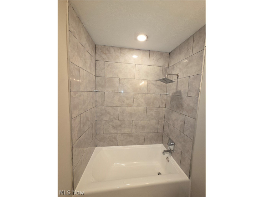 Come see this beautiful home that has been well maintained and - photo 23