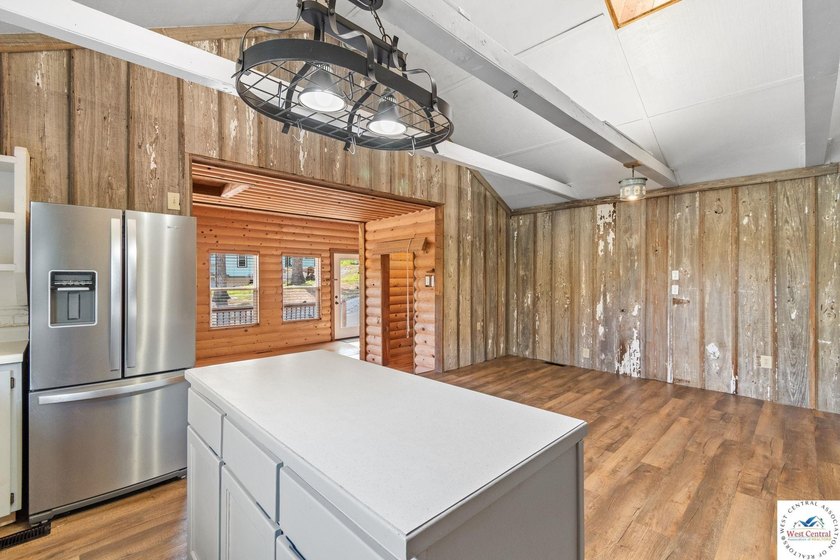 Experience the rustic charm of this log-sided home with stunning - photo 14