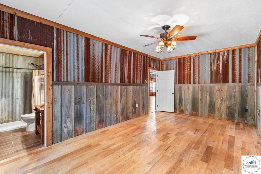 Experience the rustic charm of this log-sided home with stunning - photo 17
