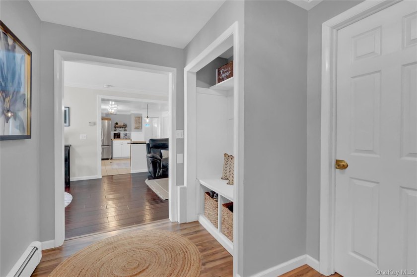 Welcome to this charming and beautifully maintained Colonial - photo 28