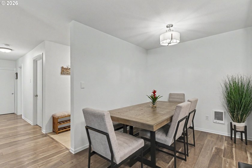Hard-to-find single-level condo living in one of Lake Oswego's - photo 10