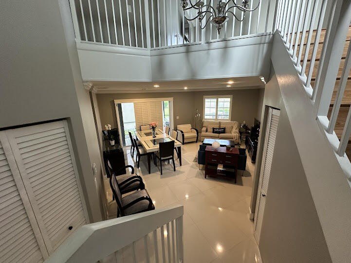 Beautiful 2-bedroom, 2.5-bath townhouse featuring a kitchen with - photo 6