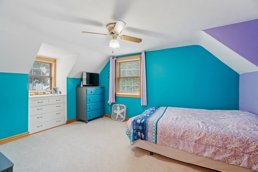 Charming 3-Bedroom, 2.5-Bath Home in Menomonie with Stylish - photo 14