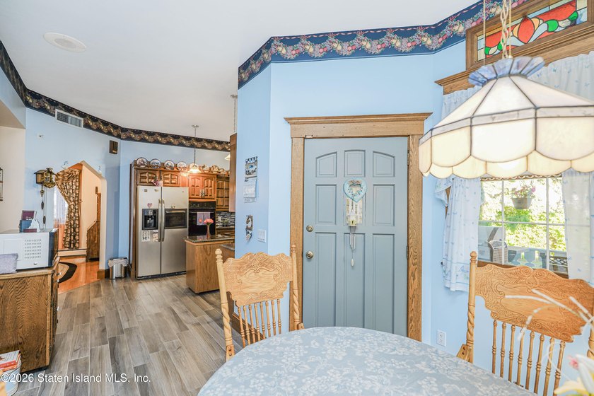 24 Ross Lane - Eltingville, Staten Island Step back in time and - photo 22