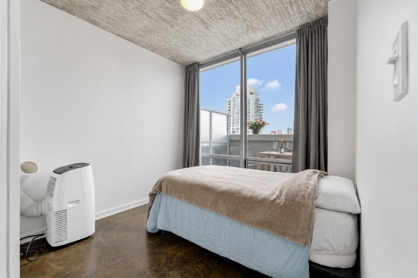 One-of-a-kind sub-penthouse at The Left Bank-a premier concrete - photo 21