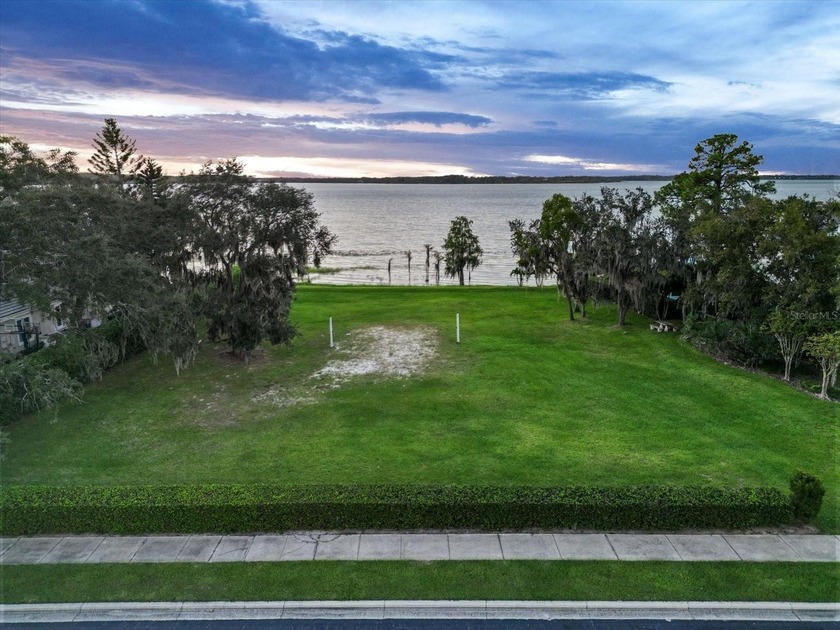 Under contract-accepting backup offers. Pre-Construction. To be - photo 20