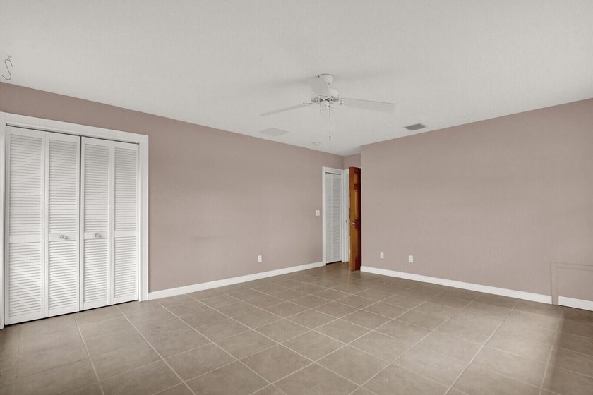 Welcome to Tequesta Country Club, where golf course living meets - photo 22