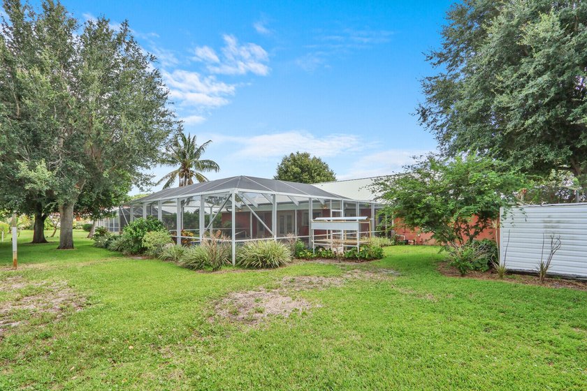 Welcome to Tequesta Country Club, where golf course living meets - photo 34