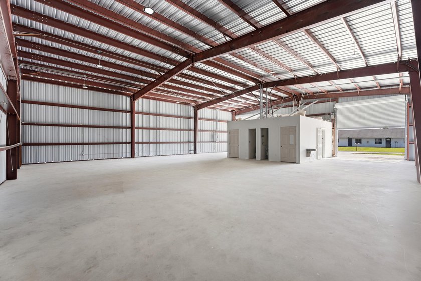 This brand-new 3,000+/- square foot steel warehouse, slated for - photo 18