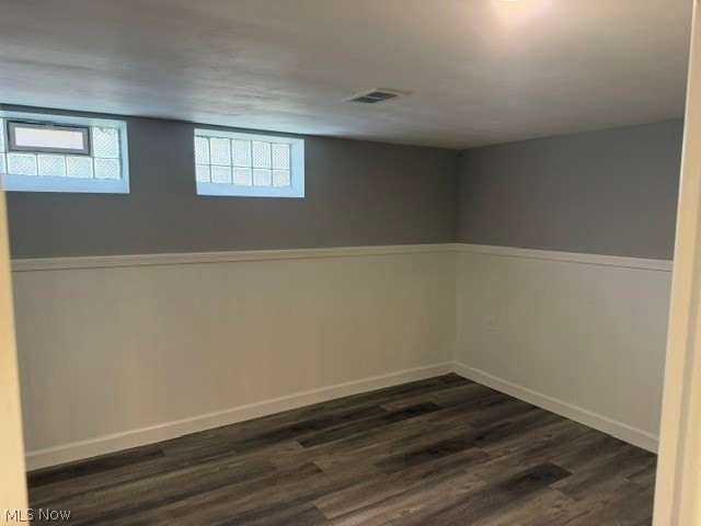 Beautiful 3 bedroom, 2 bath ranch, completely remodeled, kitchen - photo 14