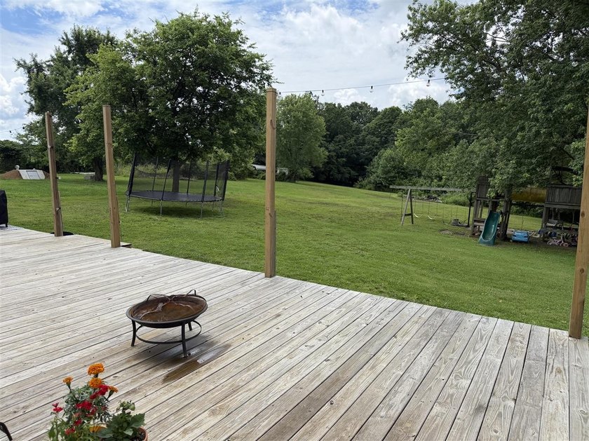 Escape to your own private retreat just minutes from Lake Malone - photo 40