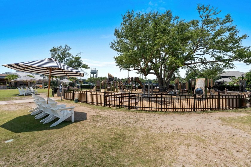 Meticulously maintained and beautifully updated, this 2BR/2BA - photo 60