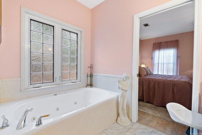 Super clean and pet-free, this like-new home is located in the - photo 31