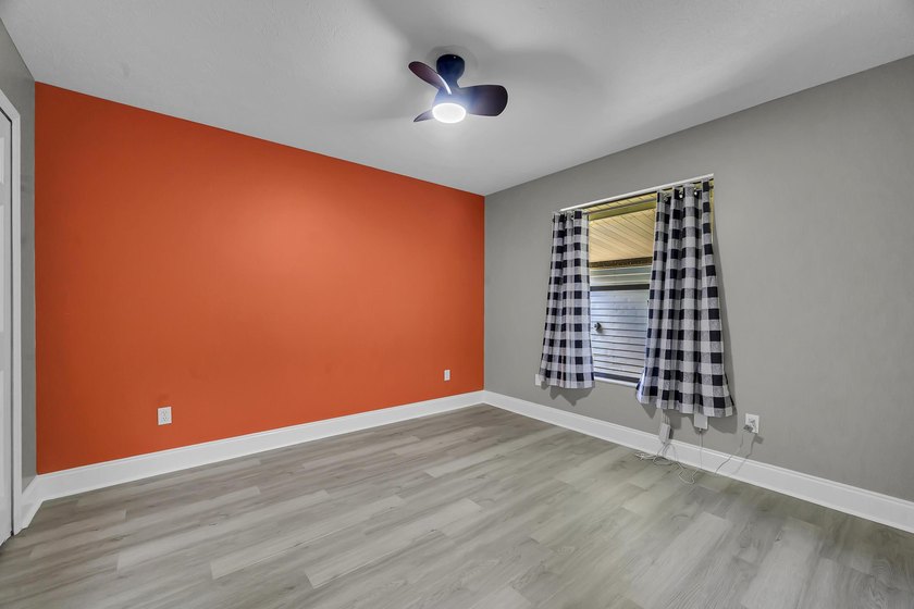 Welcome to this charming 3/2/2 home located on an oversized - photo 22