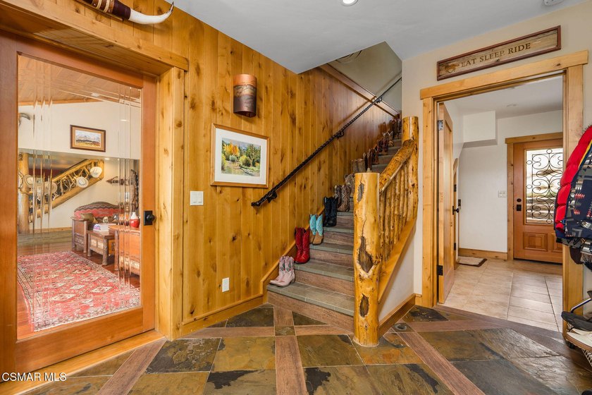 An Extraordinary Mountain Ranch In The Heart Of The Eastern - photo 26