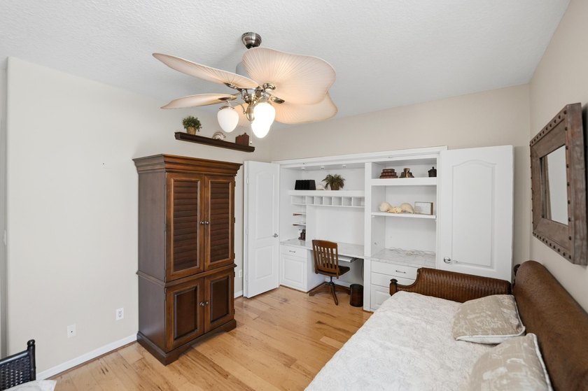 Sun-drenched oceanfront luxury awaits in this stunning SE corner - photo 23