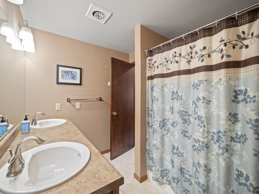 CONDO MLS #50315295 located on the Waupaca Chain O' Lakes! - photo 29