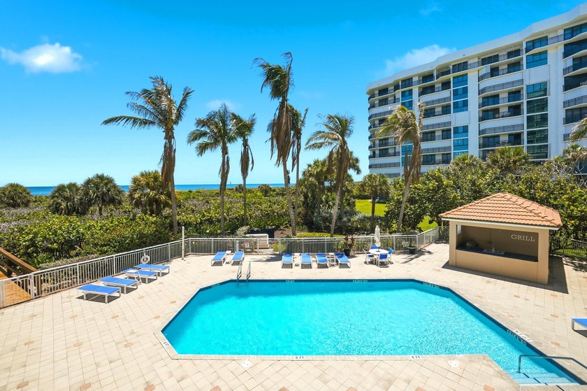 Sun-drenched oceanfront luxury awaits in this stunning SE corner - photo 46