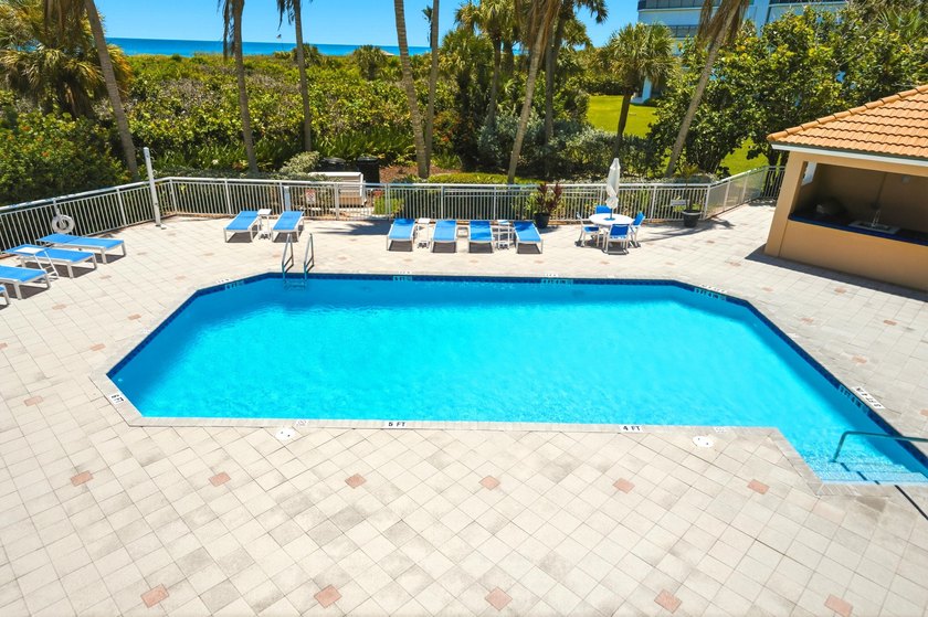 Sun-drenched oceanfront luxury awaits in this stunning SE corner - photo 47