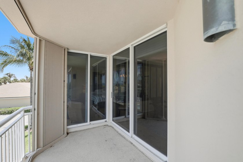 Sun-drenched oceanfront luxury awaits in this stunning SE corner - photo 49