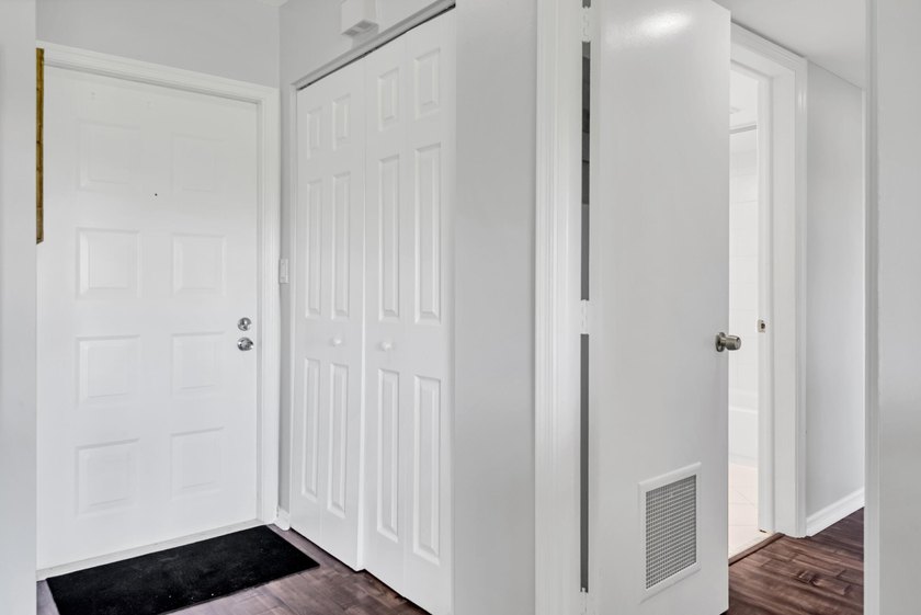 Welcome to this charming one-bedroom, one-bathroom condominium - photo 12