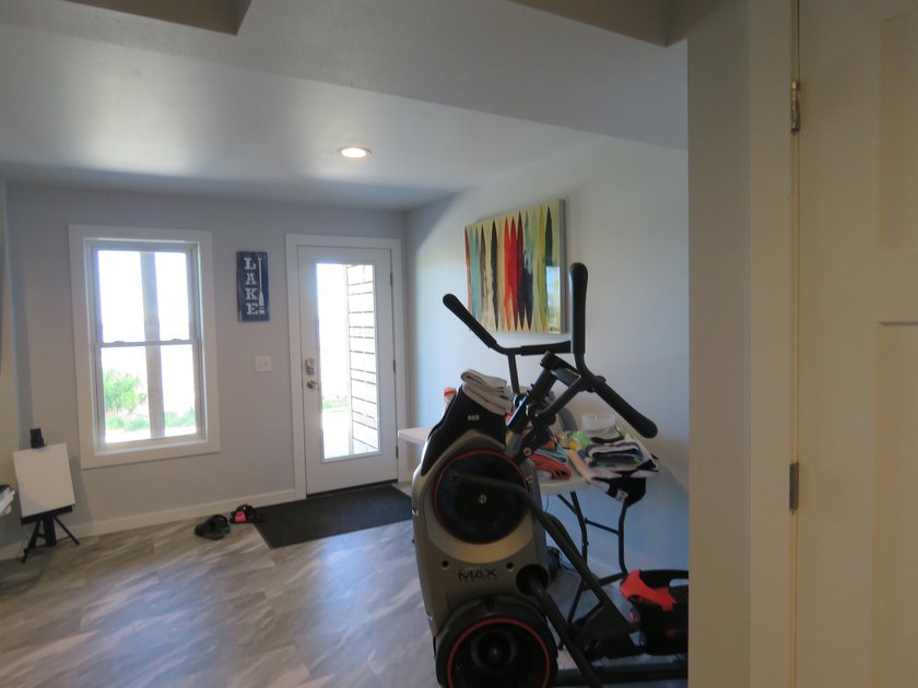 Beautiful, immaculate, and ready to move in Ranch on Fox Lake - photo 19