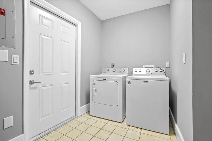 Welcome to Lost Villas, a well-maintained 2-story home offering - photo 20