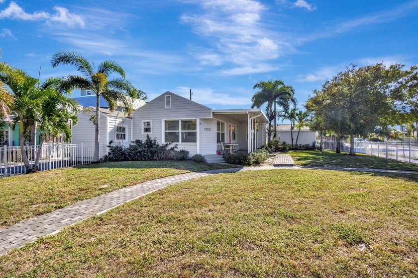 Discover a truly special multifamily property offering timeless - photo 4