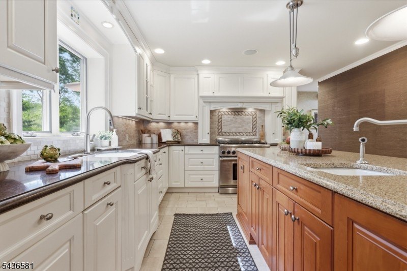 Positioned at the end of a quiet cul-de-sac this custom colonial - photo 6