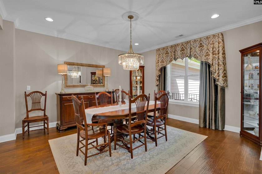 NEW PRICE! This custom built/2017 5 Bedroom home offers SO - photo 9