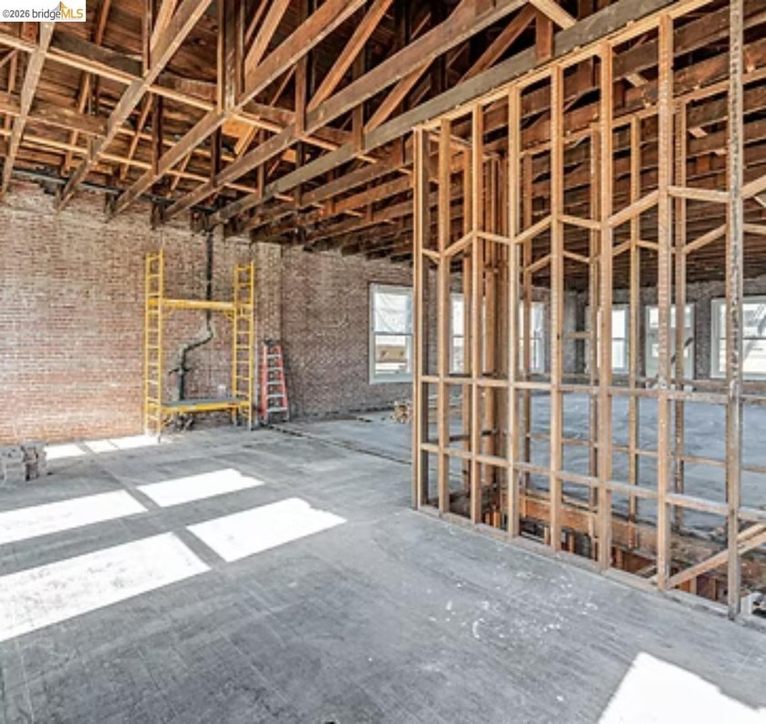 This two-story commercial property, built in 1906, offers 5,600 - photo 6