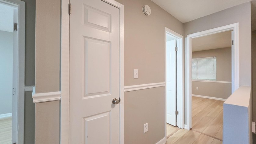 Freshly updated townhome, WITH A BRAND NEW ROOF in 2026. This - photo 15