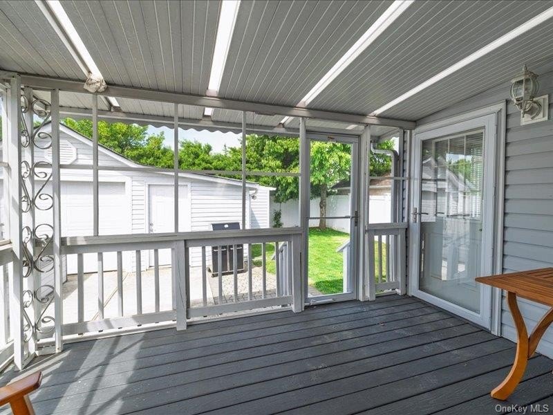 Introducing 2864 Saint John's Road, a beautifully updated 3/4 - photo 22