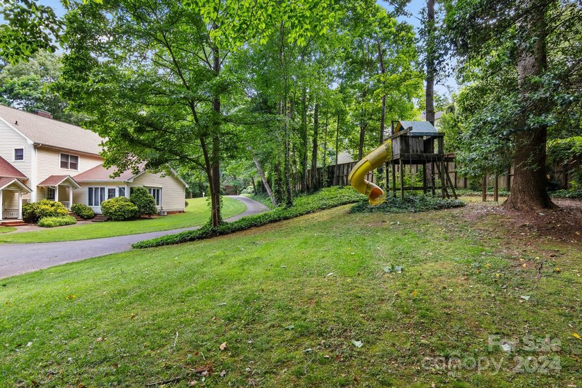 This beautifully maintained home on a lovely, private lot is - photo 9
