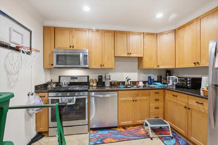 Welcome to this turnkey multi-unit investment opportunity in the - photo 19