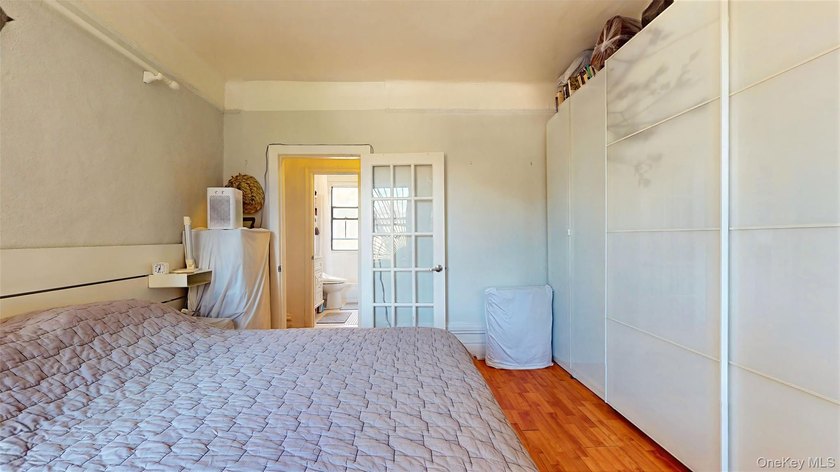 Perched on the top floor of a charming and meticulously - photo 23