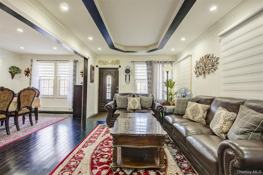 Experience the pinnacle of convenience in this beautifully - photo 3