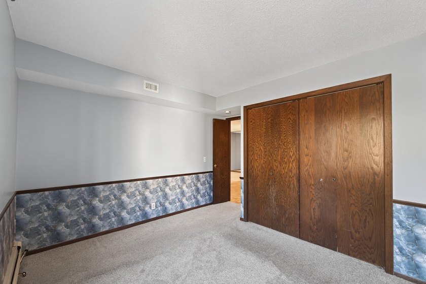 Experience comfortable, low-maintenance living in this - photo 14