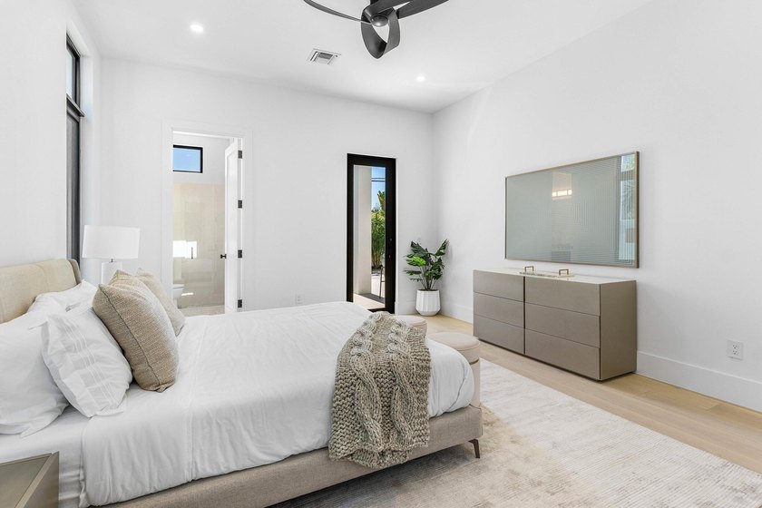 Located in Boca Raton's coveted Golden Triangle, this - photo 9
