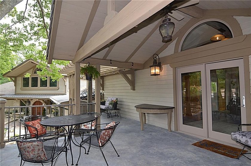 If you're looking for a unique property that surrounds you with - photo 31