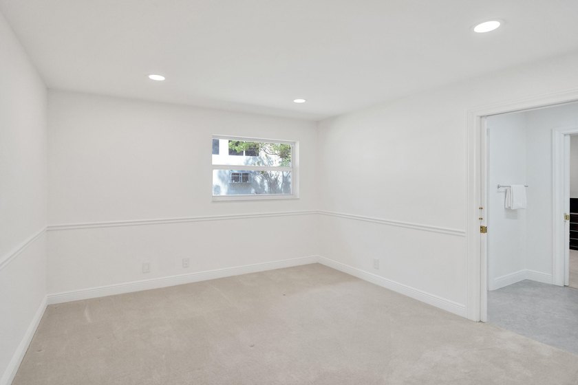 Welcome to 2401 NW 39th St! Situated in the highly sought-after - photo 39