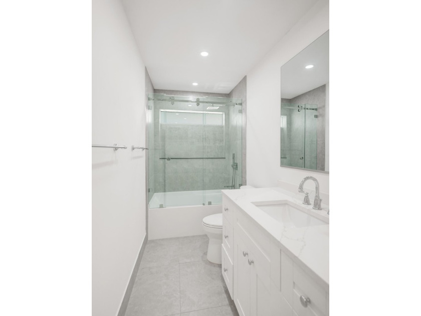Welcome to 2401 NW 39th St! Situated in the highly sought-after - photo 43