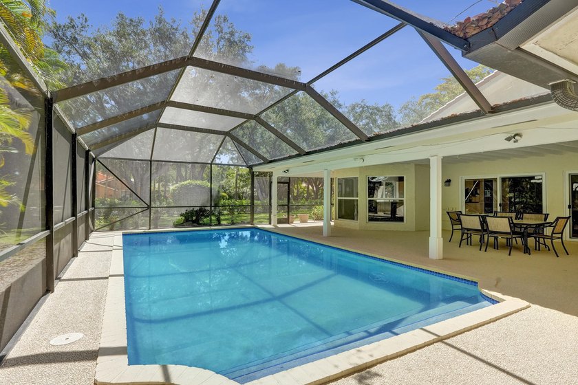 Welcome to 2401 NW 39th St! Situated in the highly sought-after - photo 45