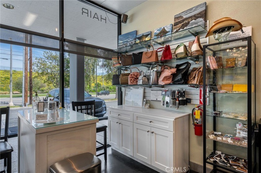 This salon allows the perfect opportunity for the next operator - photo 5